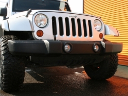 ラングラーアンリミテッド　サハラ　ソフトトップ　リフトアップ