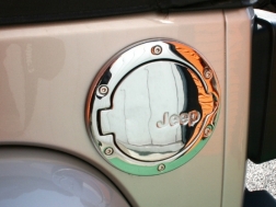 ラングラーアンリミテッド　サハラ　ソフトトップ　リフトアップ