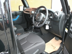 ラングラーアンリミテッド　スポーツ　未使用車