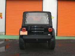 ラングラー　左ハンドル　新車並行車