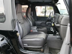 ラングラー　左ハンドル　新車並行車