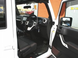 ラングラーアンリミテッド　アークティック