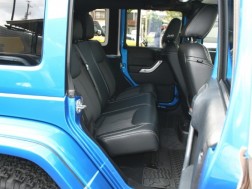 ラングラーアンリミテッド　フリーダムエディション　限定車