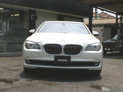 BMW ７５０i　左ハンドル