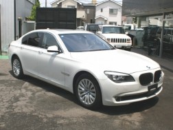 BMW ７５０i　左ハンドル