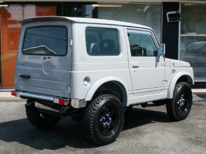 ジムニー JA22 ランドベンチャー カスタム | アメ車ならAX(アックス) ジムニー JA22 ランドベンチャー カスタム | アメ車ならAX(アックス)