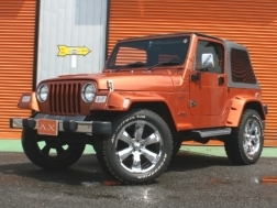 ラングラー　スポーツ　ソフトトップ　リフトアップ