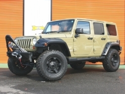 ラングラーアンリミテッド　２０１３年モデル　新色コマンドグリーン